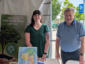 photo of IGSI volunteers at the Milwaukee Irish Festival